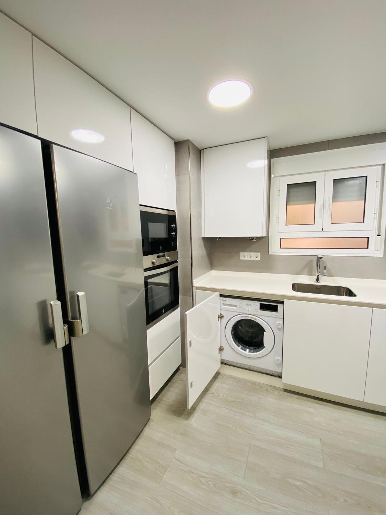 Apartamento En Malaga Junto A Estacion De Metro By Mo Exterior photo