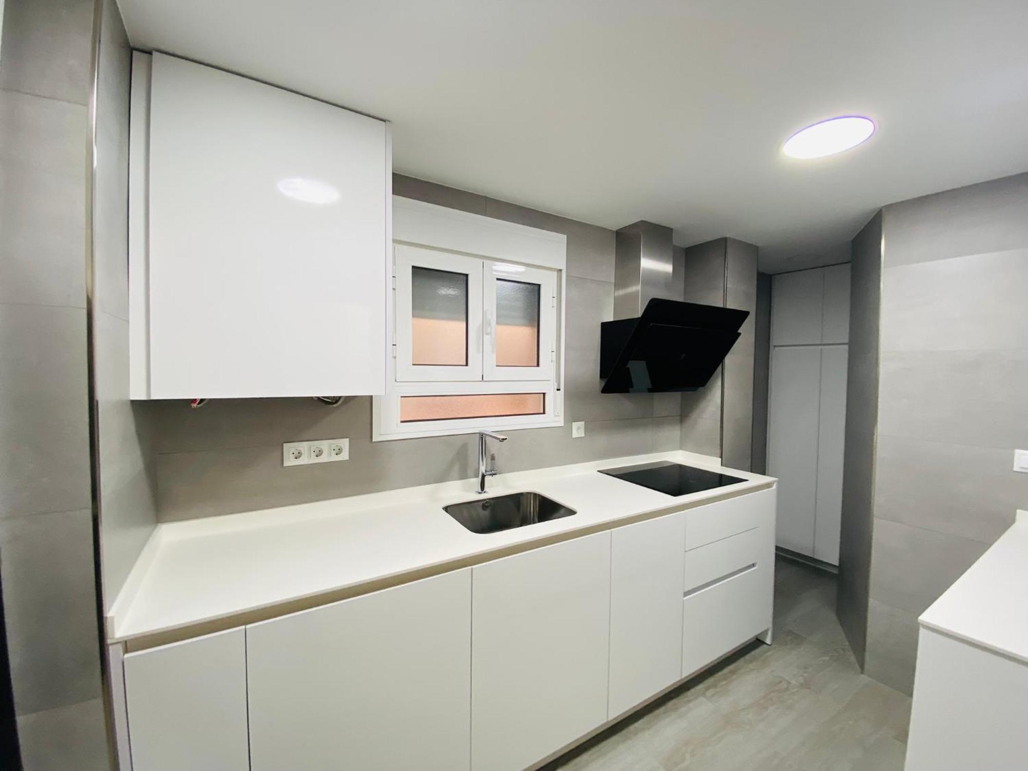 Apartamento En Malaga Junto A Estacion De Metro By Mo Exterior photo